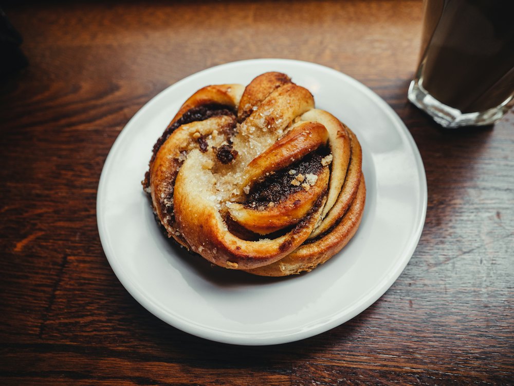 Cardamom knot